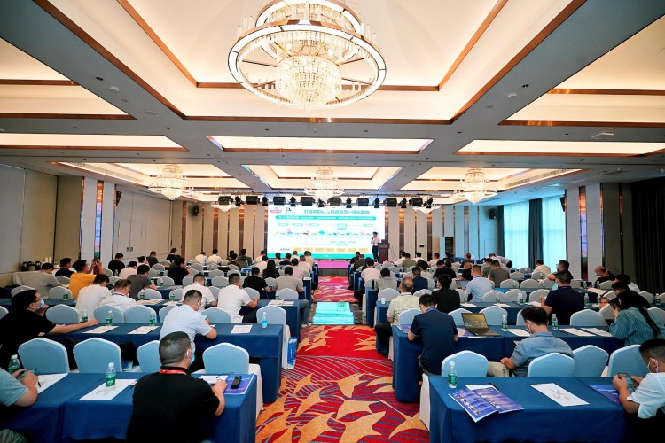 PGÂ齫ºúÁËÃâ·Ñ°æÏÂÔØ-pgÂ齫ºúÁËÕý°æ×îаæ´óÈ«-ÂÌÉ«×ÊÔ´Íø